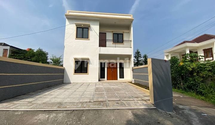 Rumah Baru Hook Daerah Arcamanik Luas Bangunan 150 Hanya 1,35 Milyar