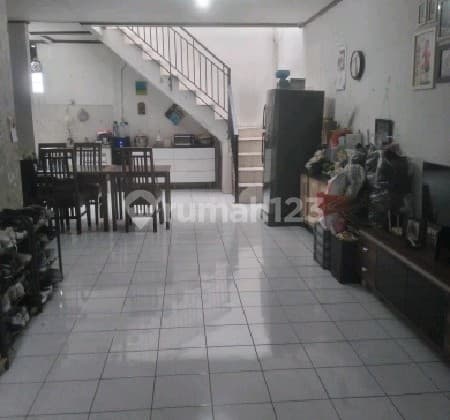 Rumah 2Lt di Sayap Bkr , Pasirluyu , Kembar Ref.05143