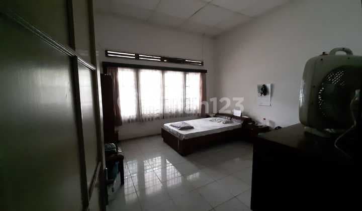 Rumah untuk Usaha & Investasi di Sayap R.e Martadina Riau, Sumur Bandung Ref.05373