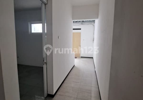 Disewakan Ruko Main Road Antapani, 2 Ruko Rendeng bisa Sewa 1 atau 2. Cocok untuk Tempat Usaha dan Kantor Ref.05220