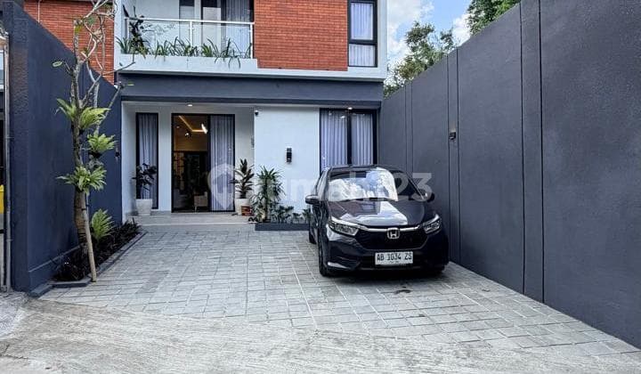 Rumah Sukoharjo Ngaglik Sleman Dekat Spbu Mindi