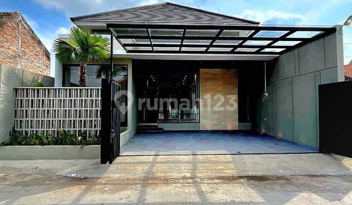 Rumah Cantik Industrial Modern Di Purwomartani Dekat Exit Tol Kalasan Dan Bale Desa Purwomartaniharga: 975 Juta