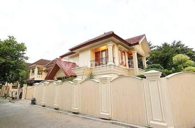 Dijual Rumah Mewah Klasik Modern Mediteranian Tropical
Dengan kolam renang di jalan godean, barat Rumah di Jalan godean 2 Lantai Bagus SHM Barat