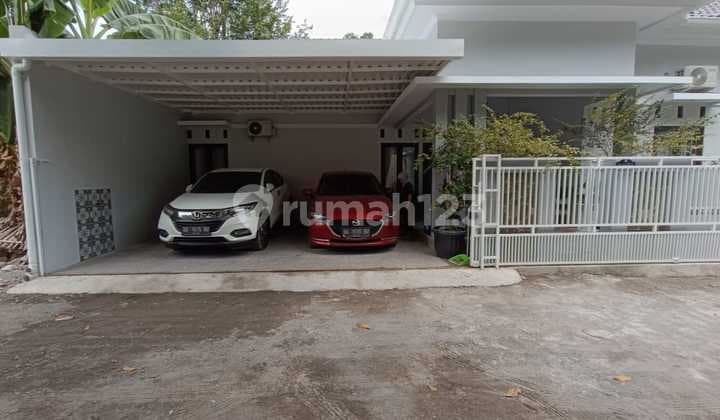 RUMAH CANTIK MEWAH DENGAN SUASANA TENANG SEJUK DI JALAN KALIURANG KM 8 NGAGLIK SLEMAN