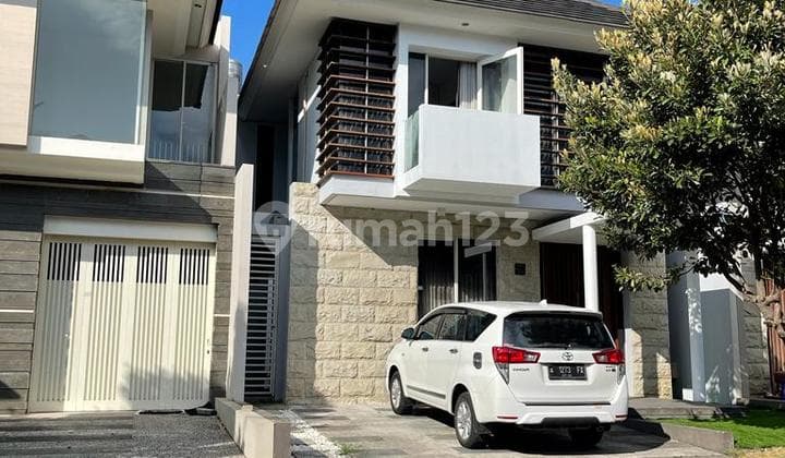 RUMAH MEWAH SUPER LUX DI PERUMAHAN ELITE CITRA SUN GARDEN JALAN JOGJA - SOLO DEKAT 2 Lantai Rumah Bagus SHM