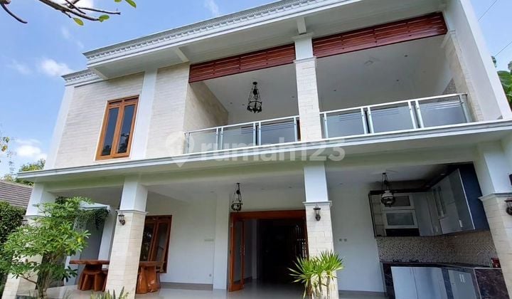 RUMAH BARU MODERN 2 LANTAI - DENGAN JOGLO KLASIK TANAH LUAS DI KAWASAN RESORT BANGUNJIWO