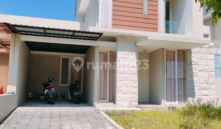 Rumah Dengan Tanah Luas Dalam Perumahan Citra Grand Mutiara Jalan Wates