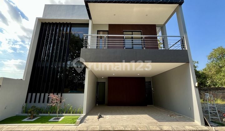 Rumah Baru Dalam Perumahan Di Jl Kaliurang Km 6,5 Dekat Ugm Dan Pasar Kolombo