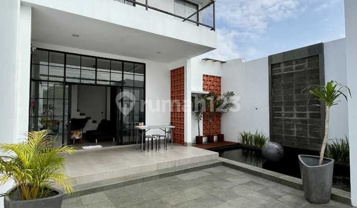 Luxury House With Swimming Pool And Spacious Yard In Sidomoyo Jl Godean Km 7 Area