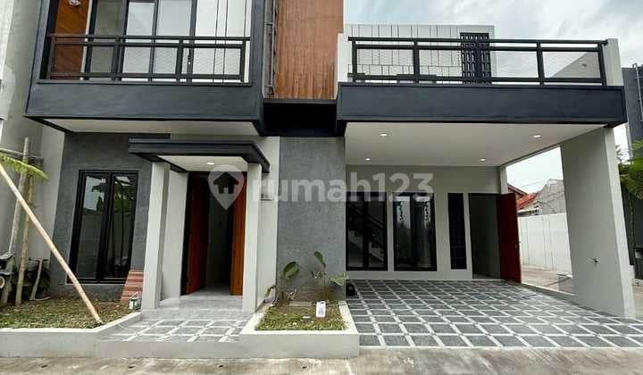 Rumah Modern Scandinavian 2 Lantai Elegan Dalam Perumahan di Potorono Banguntapan Bantul