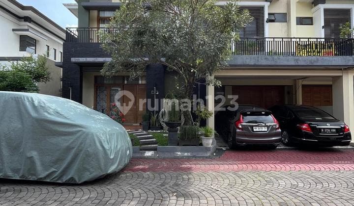 Luxury Exclusive 2-Story Luxurious House