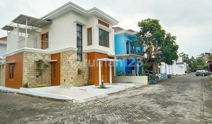 2-Story Luxury Residence in a Premium Location – Kaliurang Road