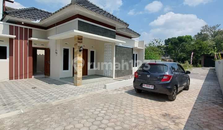 Rumah Baru Limasan Modern Dalam Mini Cluster 4 Unit Dekat Pasar Jangkang Jalan Kaliurang Km 13 Ngemplak Slema