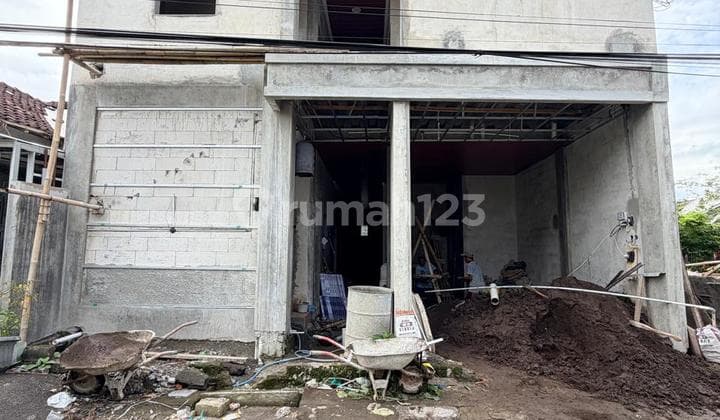 Kost Eklusif Modern 2 Lantai 16 Kamar Full Furnished di Jalan Palagan KM. 10 Ngaglik Sleman Dekat Pasar Rejondani