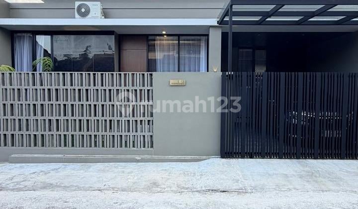 Rumah Baru Industrial Modern - Furnished di Dalam Perumahan One Gate System di Jalan Kaliurang KM. 14 Dekat Kampus Uii