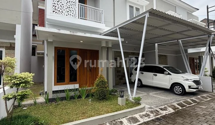 Rumah Baru Mewahm Murah Modern 2 Lantai Istimewa dan Nyaman Dalam Perumahan di Sidoarum Jalan Godean Km 7