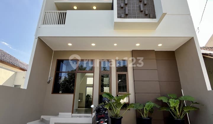 Rumah Baru Di Condongcatur Dekat Ugm Dan Pasar Kolombo Jl Kaliurang Km 7,5