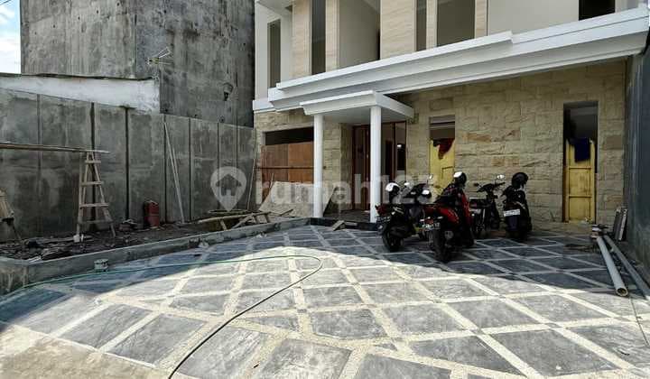 Rumah Mewah 2 Lantai Dengan Tanah Luas Istimewa Di Jalan Palagan Km 7 Sendangadi Mlati Sleman Dekat Hotel Hyatt