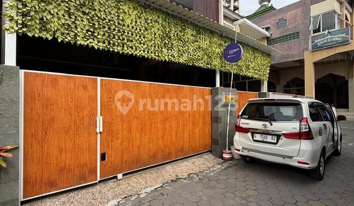 Kost Eklusif Mewah 2 Lantai Modern di Area Kawasan Kost Dekat Pakuwon Mall dan Kampus Upn