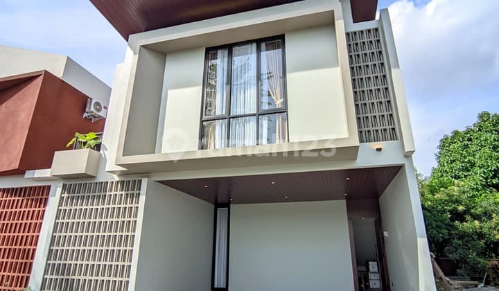 Rumah Baru Full Furniture Dalam Cluster Eksklusif Di Jambon, Jl. Kabupaten Dalam Ringrio