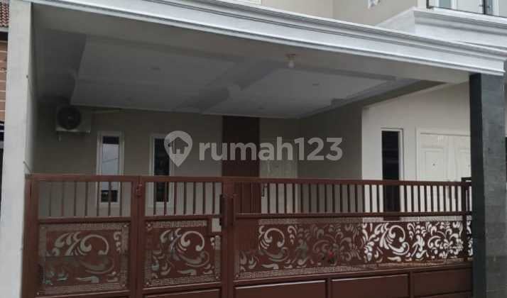 Rumah Siap Huni Dua Lantaiarea Kadirojo