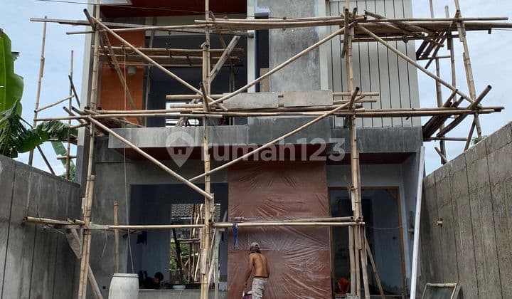 Villa Cantik Modern dengan Privat Pool di Area Premium Jalan Palagan Dekat Hotel Hyatt Sariharjo Ngaglik Slemanlingkungan Tenang, Strategis untuk Dijadikan Hunian Pribadi atau Penginapan...