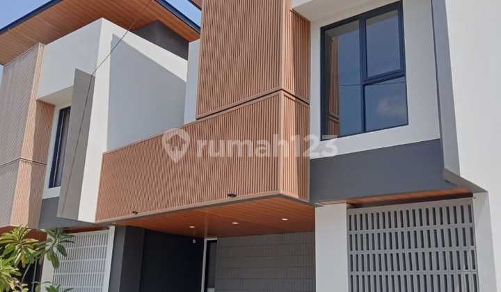 Contemporary Modern 2-Story Luxury House in an 8-Unit Cluster in Purwomartani, Kalasan, Sleman, Near Pamela 7 Yogyakarta