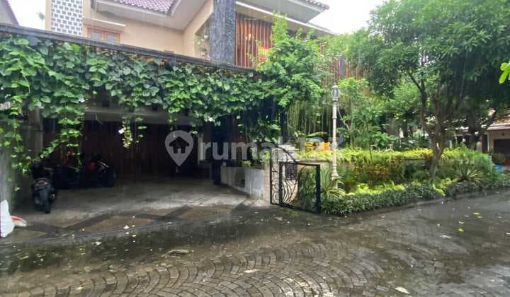 Rumah Mewah 2 Lantai Istimewa Dan Nyaman Full Taman Dalam Perumahan Elite Tirtasani Residence Trihanggo Gamping Sleman