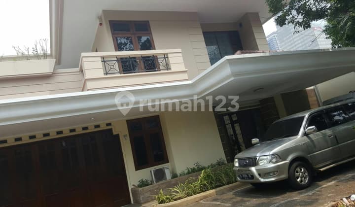 JP111 Rent Rumah Unfurnish Cocok Untuk Resto, Kantor Me004