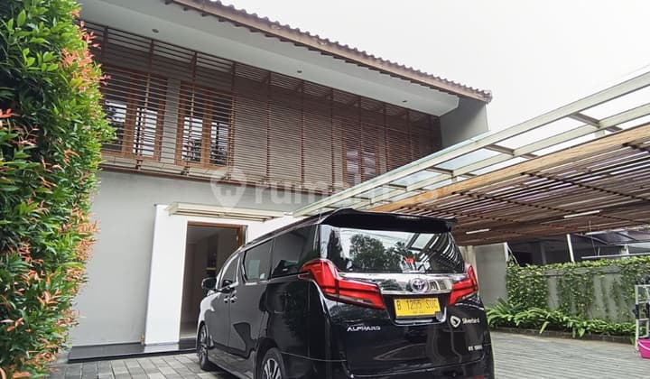 Cb145 Rumah Menteng Semi Furnished Disewa Kondisi Bagus