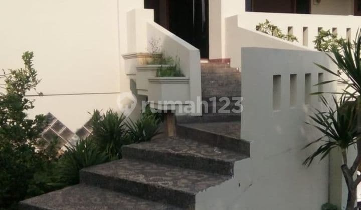 JS464 Termurah Harga Bawah Pasar Area Lebak Bulus 4 Lantai di Lebak Bulus
Jakarta Selatan