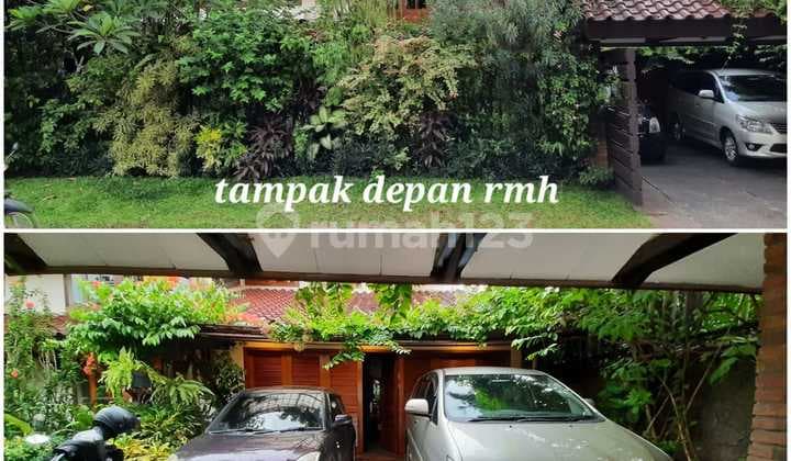 Resort-Style House with Swimming Pool, Green and Comfortable, in Petukangan, South Jakarta