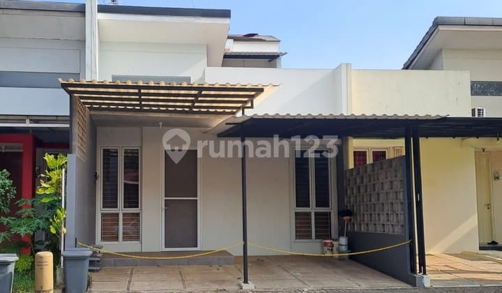 Disewakan Rumah 2 Lantai Sudah di Renovasi di Simplicity, The Icon