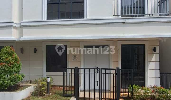 Jual Cepat Rumah Double Decker, 3 Lantai, Baru Dan Rapi di Lavon 2, Cikupa