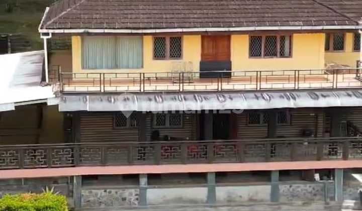 Jual Vila Mewah di Megamendung dengan luas tanah 7000 meter persegi dan bangunan 600 meter persegi