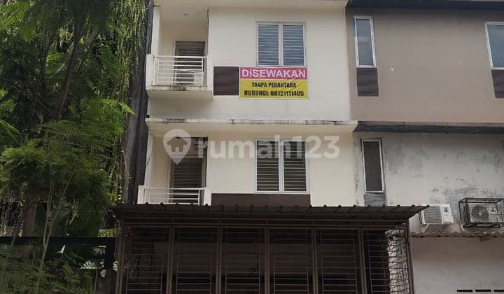 Disewakan Ruko / Rukan Lokasi Sangat Strategis Daerah Roxy