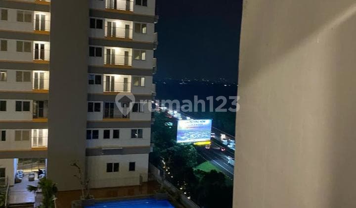 For Quick Sale: 1 studio-type apartment unit fully furnished at LRT Sentul City Royal Park