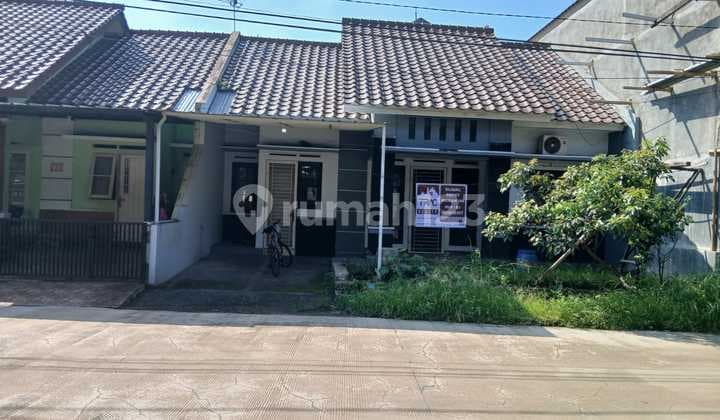 Dijual Cepat Rumah 4 Kamar Tidur Bagus Terawat Siap Huni Lokasi Strategis Sentul Bogor
