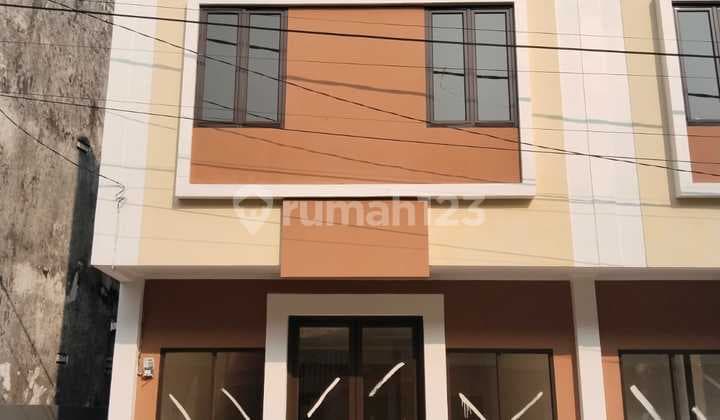 Own an Exclusive Shop House in Cibinong Bogor City Immediately