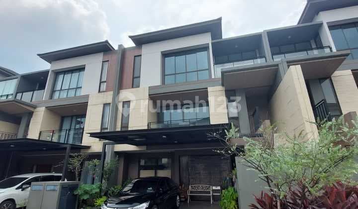 Di Jual & di Sewakan Cepat Rumah Mewah Ada Lift di Cluster Keia The Zora BSD