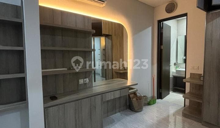 Disewakan Rumah Hook Zora Bsd