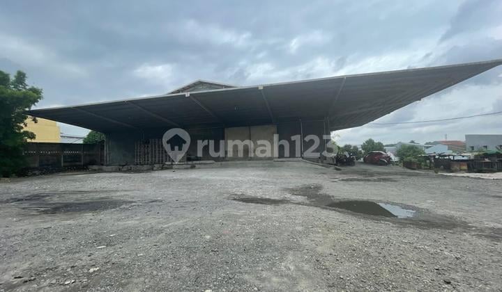 Wtl Warehouse on Jl Kh Ashari Cipondoh - Tangerang
