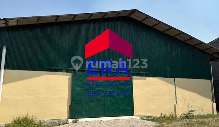 Warehouse Ex. Factory for Sale in Jatiuwung (Bordering Pasar Kemis)
