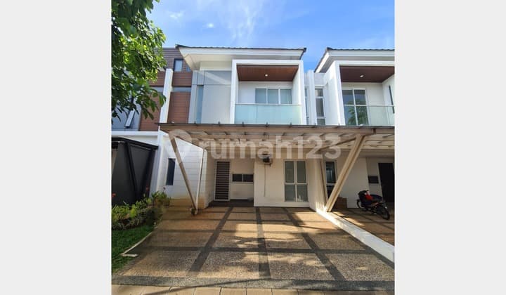 DIJUAL RUMAH RIVIERA 8x12M2 SEMI FURNISH Jual 2,9m