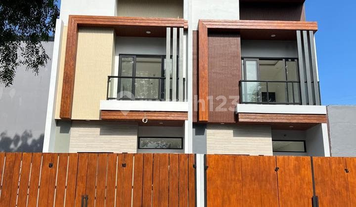 Dijual Rumah Meruya Jakarta Barat 5X20 2 Lantai 2,1M