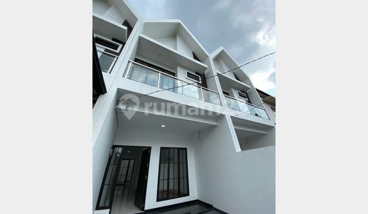 DIJUAL RUMAH MERUYA JAKARTA BARAT 4X16M2 HARGA 1,87M