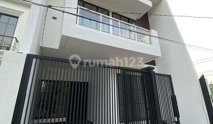 DIJUAL RUMAH MERUYA JAKARTA BARAT 6X10M2 HARGA 1,87M