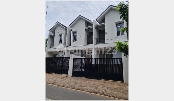 DIJUAL RUMAH MERUYA JAKARTA BARAT 6X22M2 HARGA 2.85 NEGO st