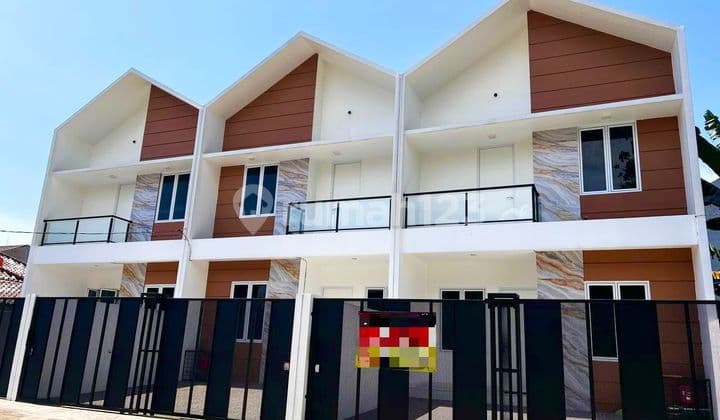 DIJUAL RUMAH MERUYA PURI JAKARTA BARAT 6x15 RP 2.1M BEBAS BANJIR st