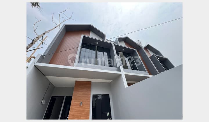 FOR SALE HOUSE MERUYA WEST JAKARTA 5X25M2 PRICE 2.35M